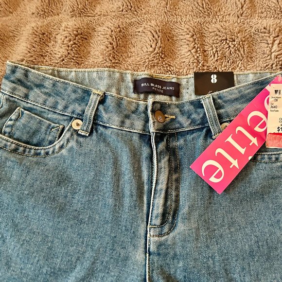 Bill Blass jeans petite shorts - Picture 2 of 5